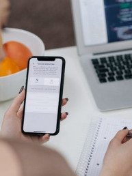 phony g Pocophone f1