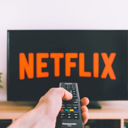 Phony g netflix sube precios